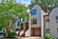 Building Photo - 603 Sea Oats Way