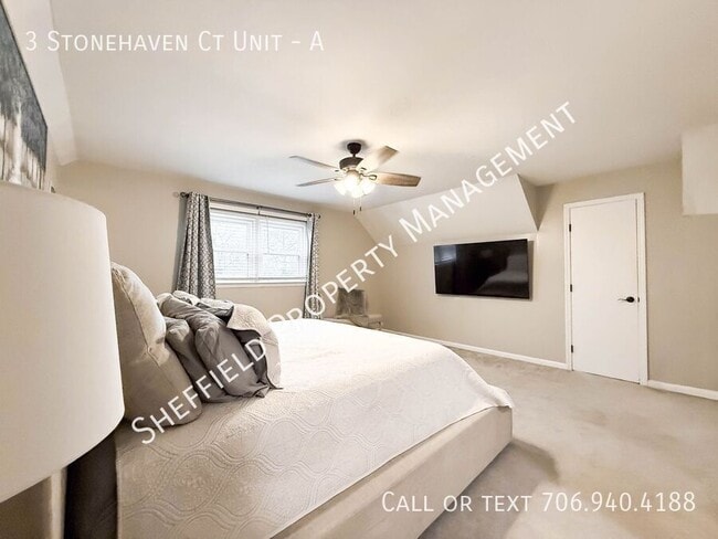 Building Photo - 3 Stonehaven Ct