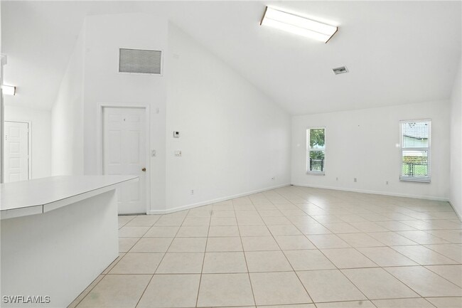 Building Photo - 1301 Piper Blvd