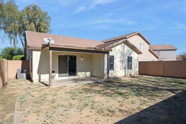 Building Photo - Very nice 3 bedroom 2 bath home