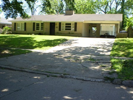 Primary Photo - CUTE 3/2 BROADMOOR
