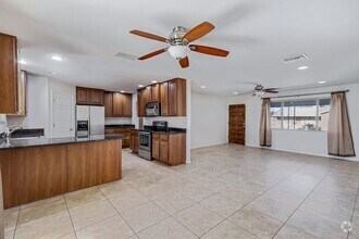 Building Photo - Spacious & Stylish 4/2 – Just  2 Miles fro...