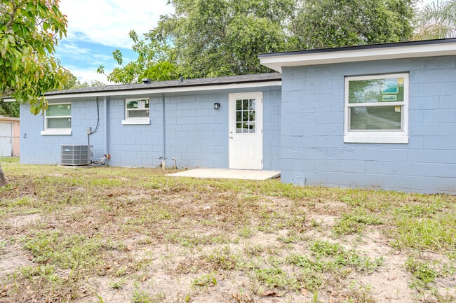 Building Photo - 217 Betty Ave