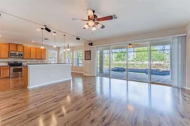 Building Photo - 13815 Artesa Bell Dr