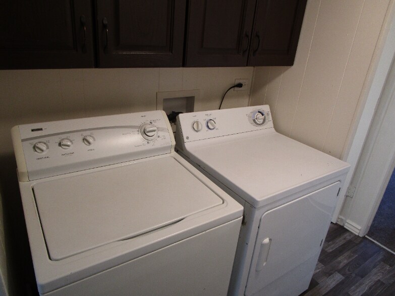 Building Photo - 3526 N Cascade Ave