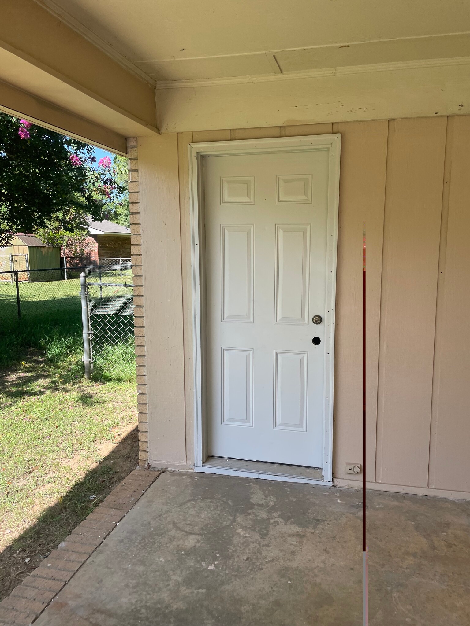 Storage in garage - 105 Valencia Cir