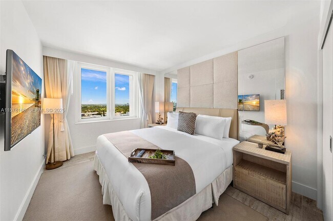 Building Photo - 102 24th St