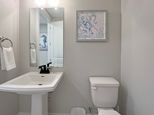 Building Photo - 373 Rhonda del Sol Cir