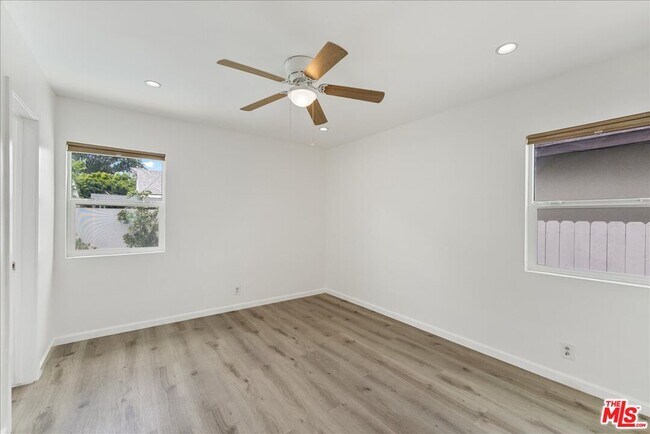 Building Photo - 7241 Donna Ave