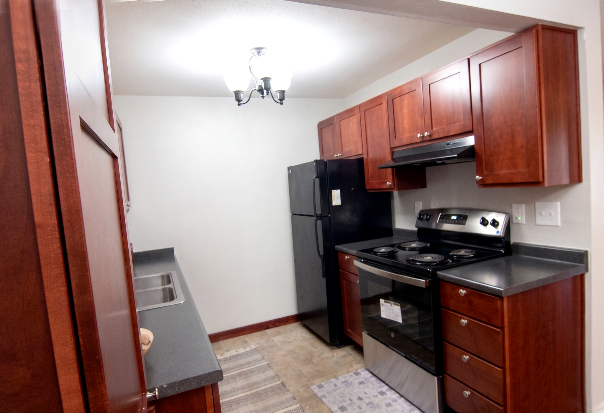 Building Photo - 16817 Larch Way