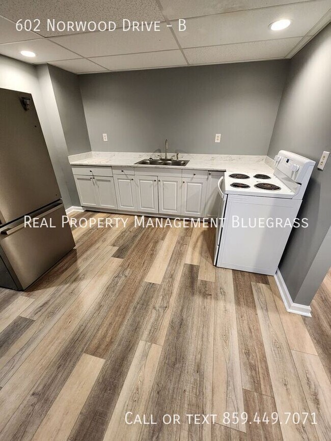 Building Photo - 602 Norwood Dr