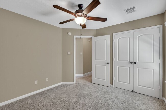 Building Photo - One story, and a 3-car garage!