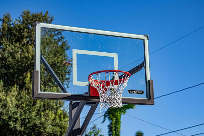 Building Photo - 971 Keene Rd