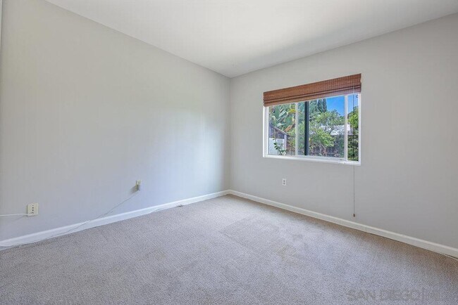 Building Photo - 3576 Ridge Rd