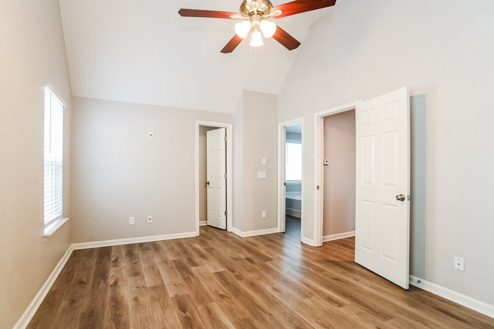 Building Photo - 2449 Reid Oaks Dr