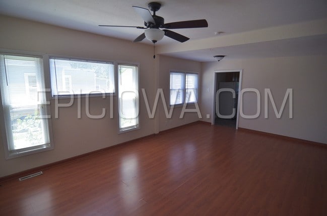 Building Photo - 1398 12th St