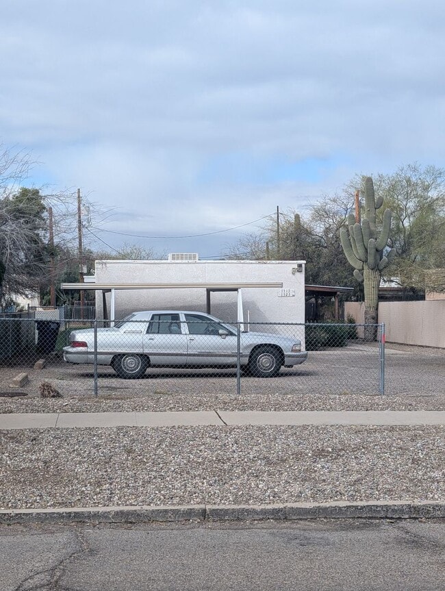 Building Photo - 1319 N 1st Ave