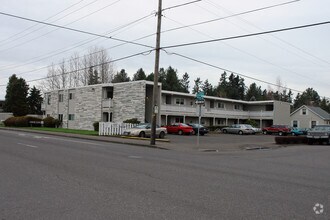 Building Photo - Weidler Plaza