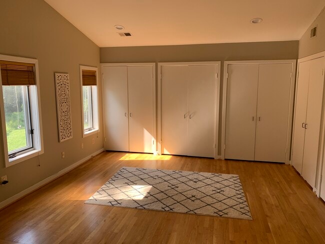 Building Photo - 10304 Snowpine Way