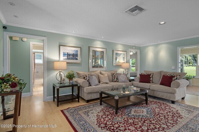 Building Photo - 7167 Crown Oaks Dr