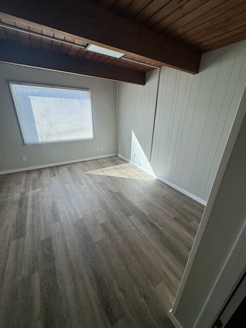 Building Photo - 2 Bedroom Townhome