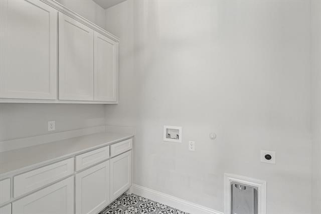 Building Photo - 116 W Furlong