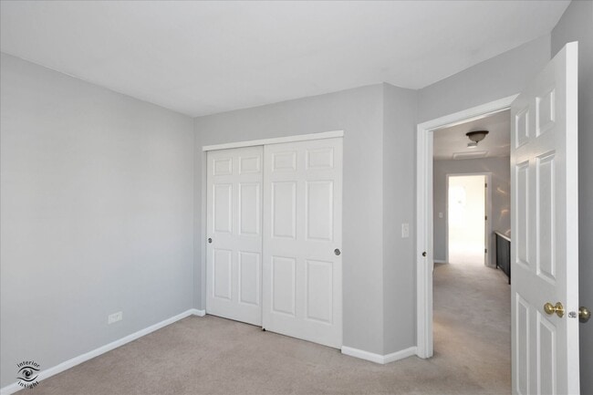 Building Photo - 523 Peebles Ct