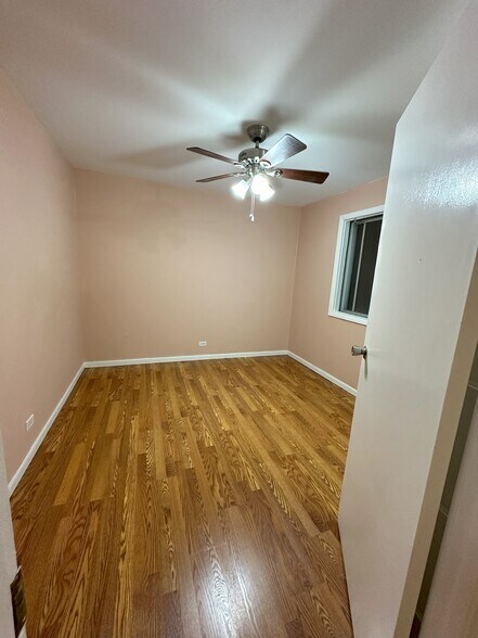 Building Photo - 226 Walker Dr