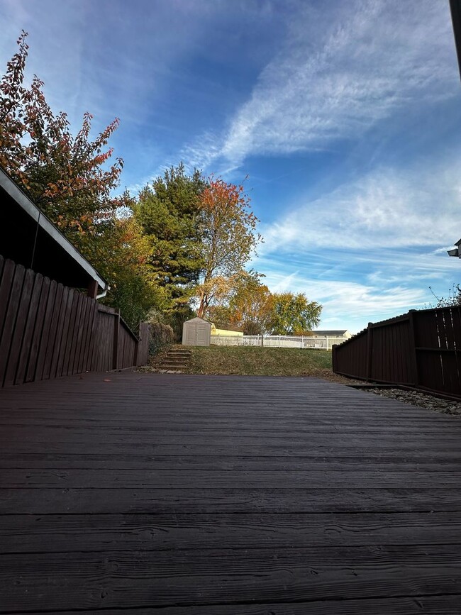 Building Photo - Spacious 3 Bedroom Home in Lititz