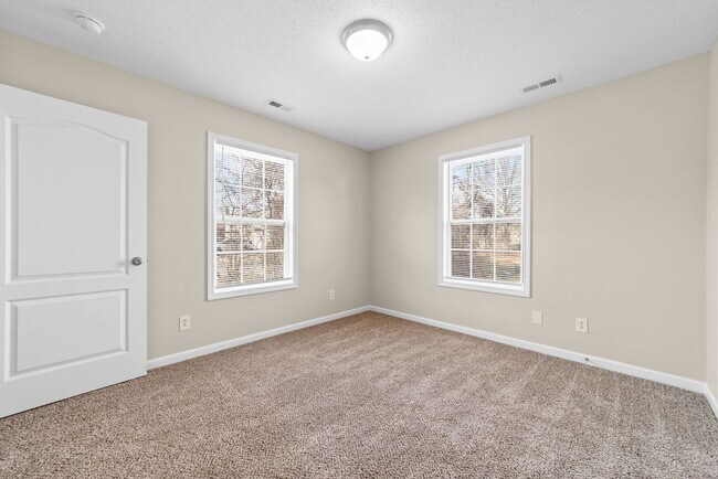 Building Photo - 106 Sango Place Villas Dr