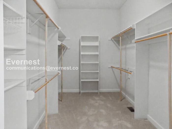 Building Photo - 108 Glasgow