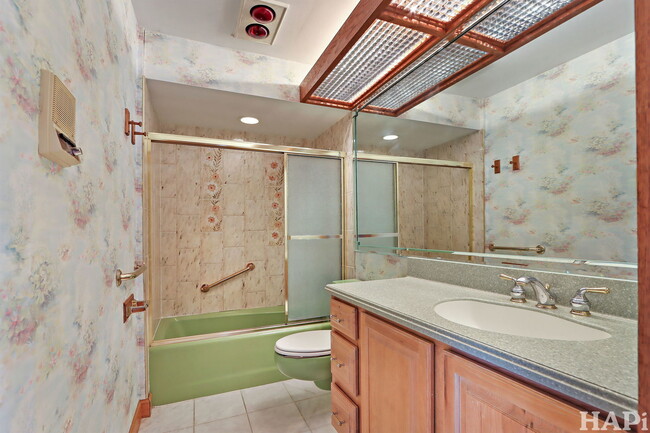 Building Photo - 58 Watergate Dr