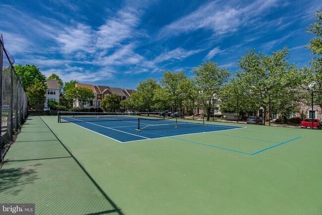 Building Photo - 45527 Grand Central Sq