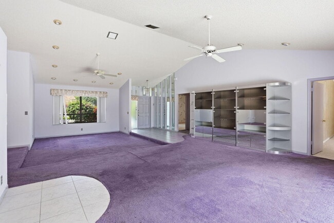 Building Photo - 9476 El Clair Ranch Rd