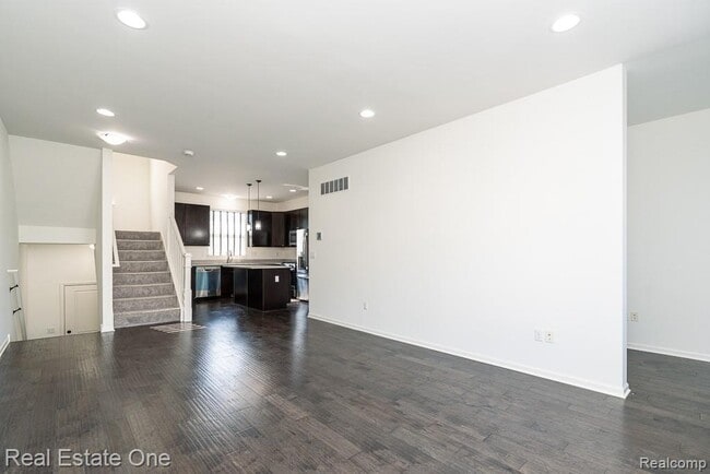Building Photo - 4637 Bradley Cir