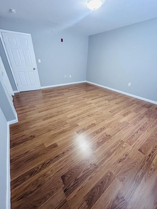 Building Photo - 5038 Spruce St