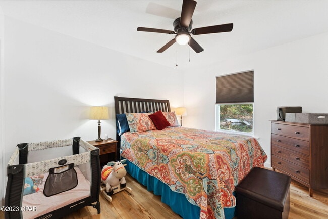 Building Photo - 526 Camellia Ave