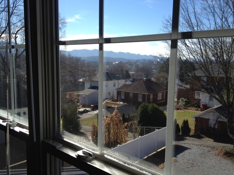 Mountain/City view from Bedroom - 923 Hillcrest E Dr