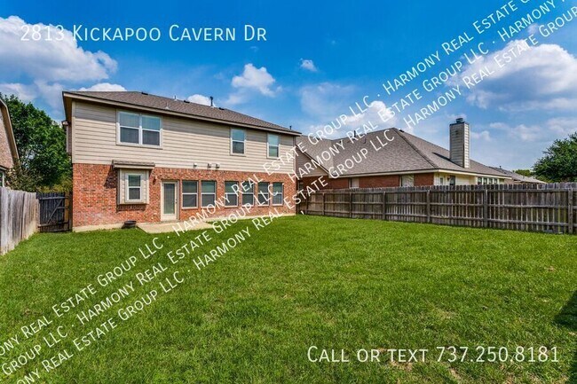 Building Photo - 2813 Kickapoo Cavern Dr