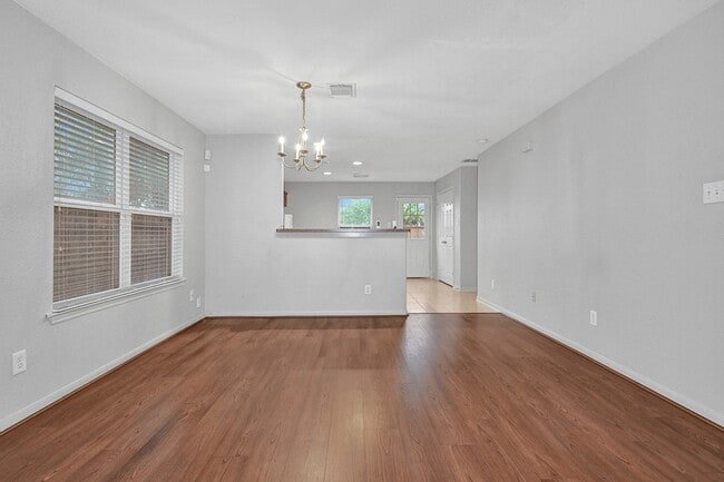 Building Photo - 702 Heatherton Hill Ln