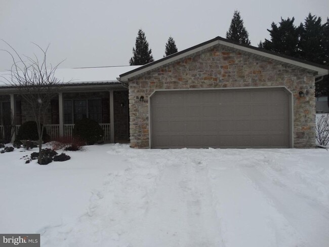 Building Photo - 11400 Nicole Dr