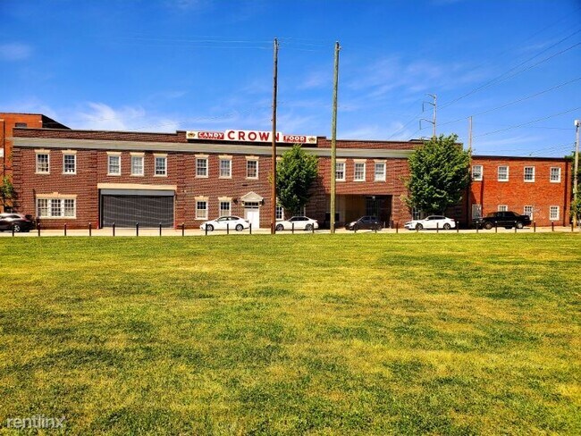 Building Photo - 320 M.L.K. Jr Dr SE