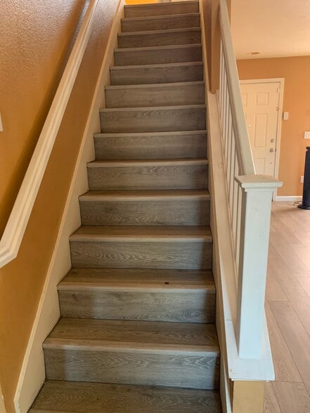 Staris - 965 Weeping Willow Ct