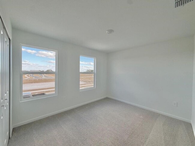 Building Photo - 2110 Chris Dr