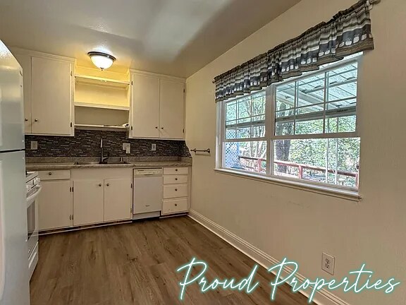 Building Photo - 2748 Tunnel St