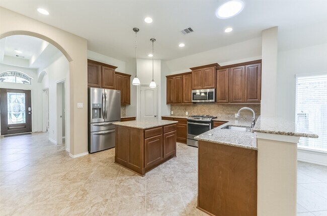 Building Photo - 248 Clementine Ct