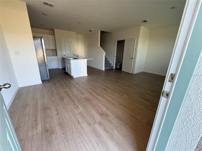 Building Photo - 599 Preston Cv Dr