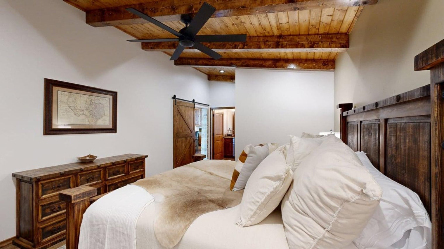 Building Photo - 8261 Nemec Ln