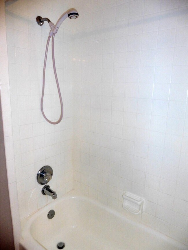 Building Photo - Duncaster Drive, Missouri City, TX 77459 - 3 BR 2.5 BA single-family home
