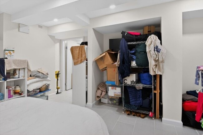 Building Photo - 4825 Butterworth Pl NW